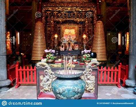 Ancient Charm and Verdant Beauty: Unearthing the Secrets of Bazhong's Qingshan Temple!